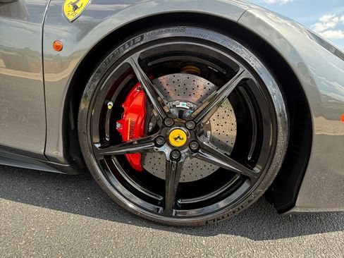 Used 2011 Ferrari 458 Italia Coupe RWD image 13