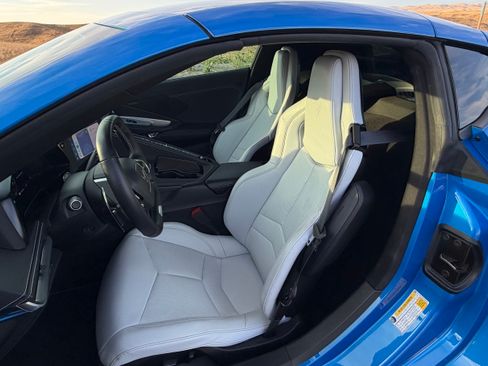 Used 2024 Chevrolet Corvette Z06 RWD image 23