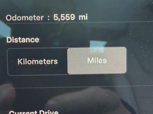 Used 2023 Tesla Model S Standard Range image 12