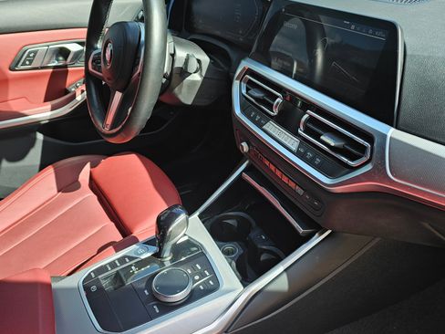 Used 2022 BMW M340i w/ Driving Assistance Package image 15