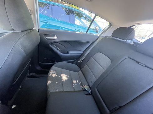 Used 2018 Kia Forte LX image 31