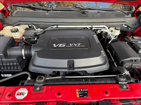 Used 2016 Chevrolet Colorado Z71 image 15