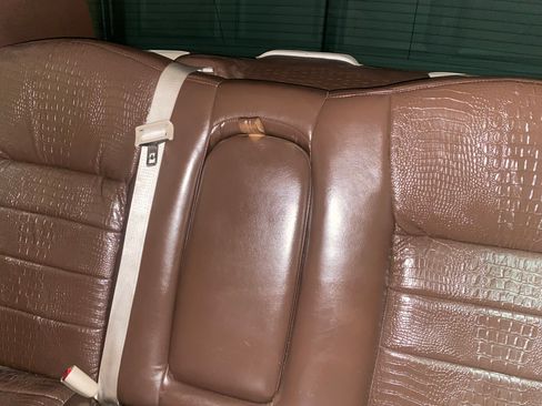 Used 1999 Lincoln Town Car Executive image 9