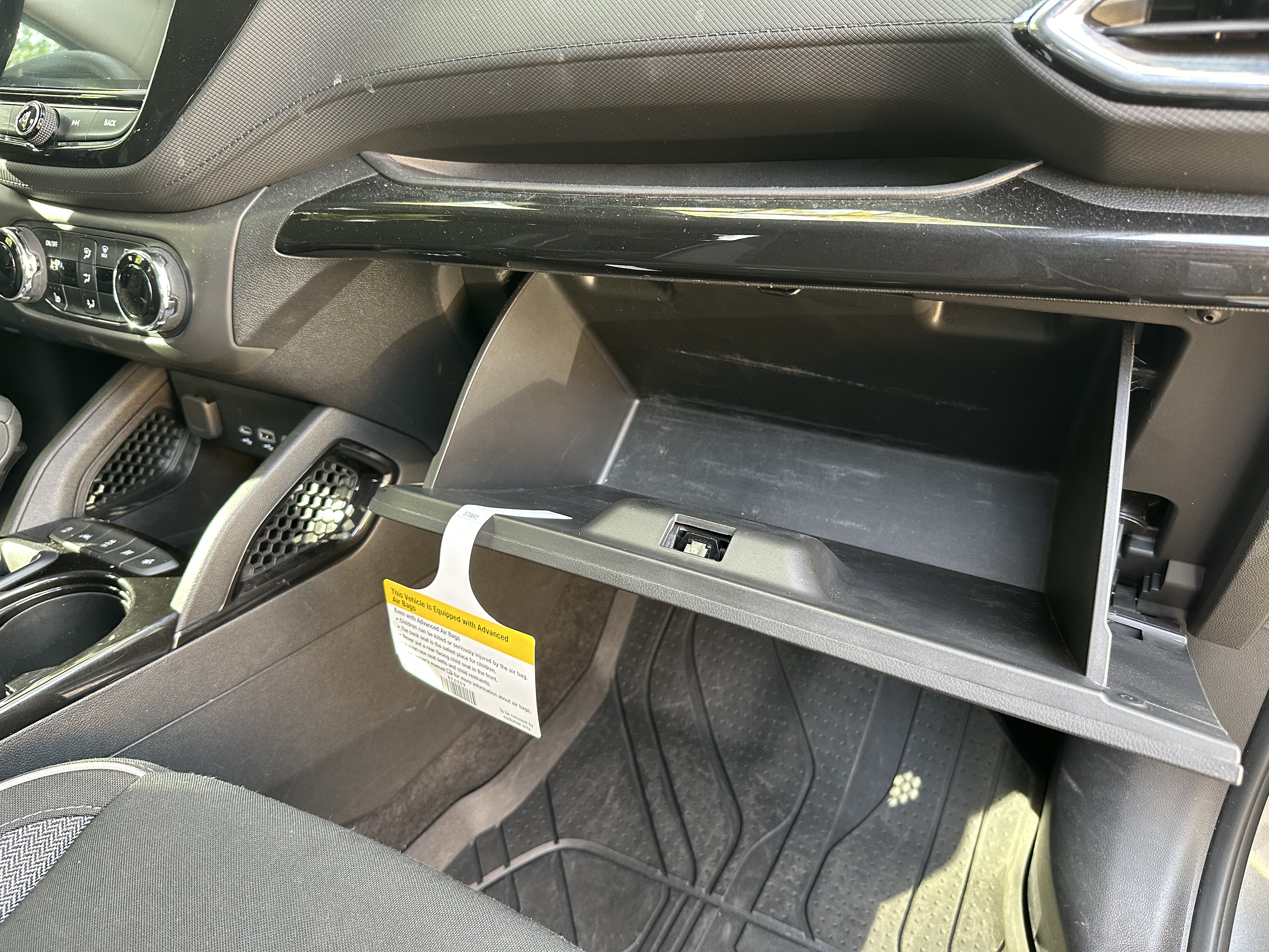Used 2021 Chevrolet TrailBlazer LT w/ Convenience Package FWD image 26