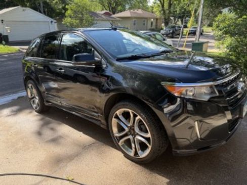 Used 2014 Ford Edge Sport w/ Driver Entry Package AWD/4WD image 2