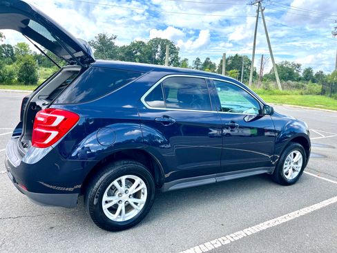 Used 2017 Chevrolet Equinox LS AWD/4WD image 18