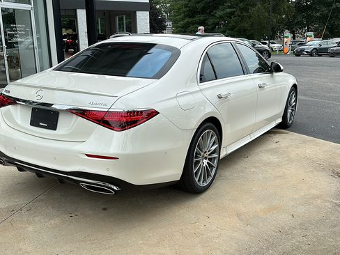 Used 2023 Mercedes-Benz S 500 4MATIC image 8