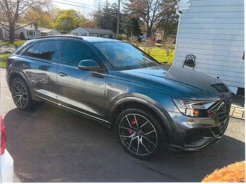 Used 2020 Audi Q8 Prestige w/ Prestige Package AWD/4WD image 1
