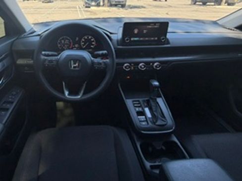 Used 2024 Honda CR-V LX image 11