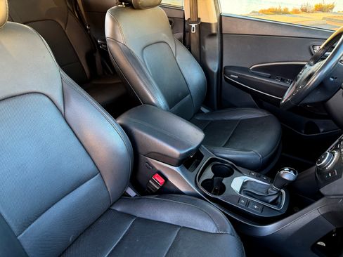 Used 2017 Hyundai Santa Fe Sport image 15