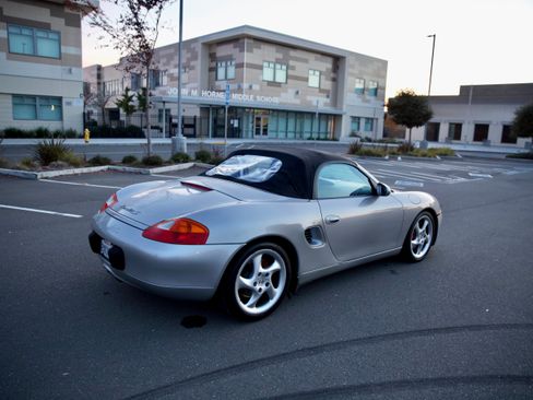 Used 2000 Porsche Boxster S image 24