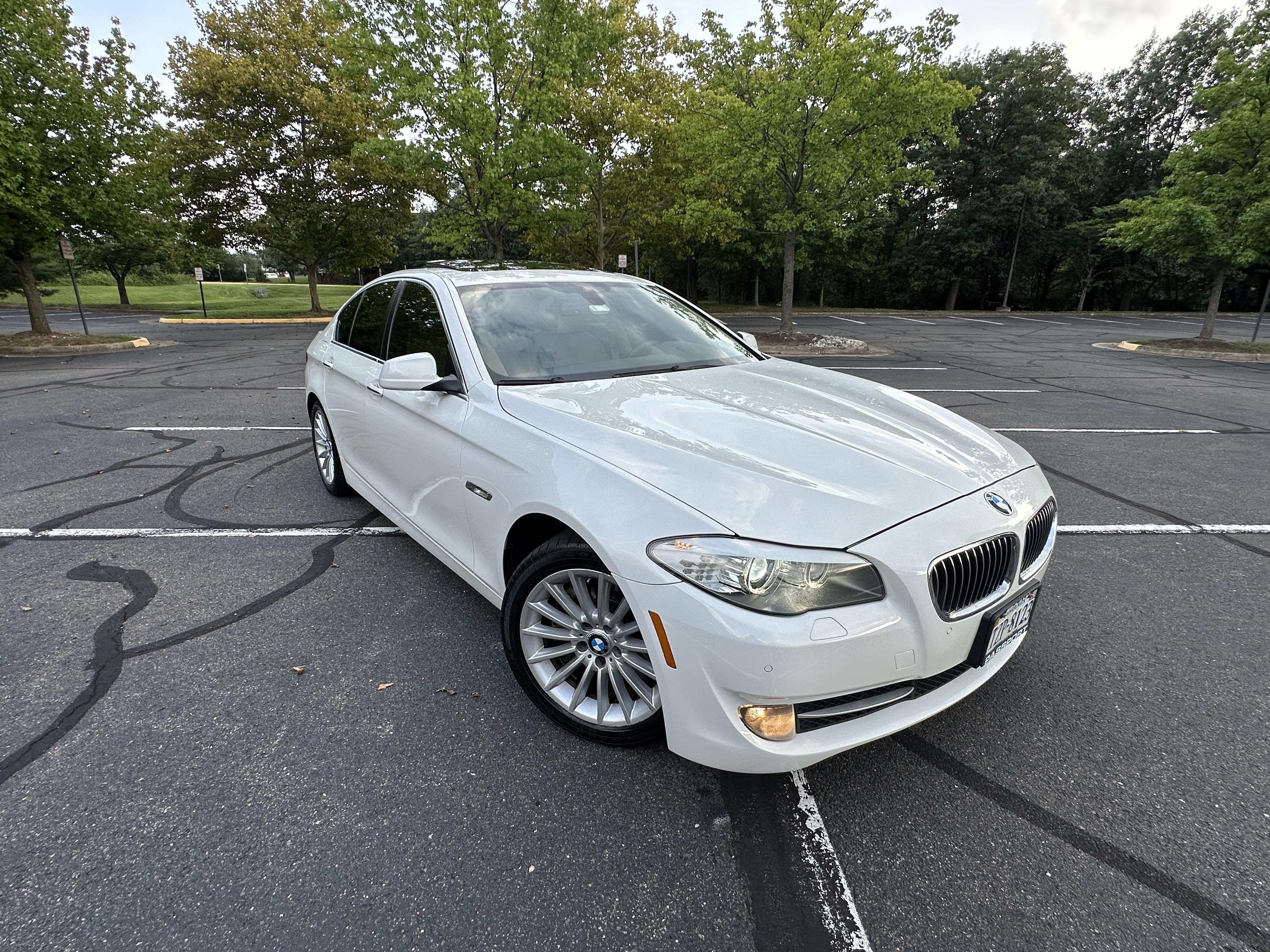 Used 2013 BMW 535i xDrive Sedan AWD/4WD image 9