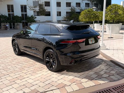 Used 2025 Jaguar F-PACE R-Dynamic S AWD/4WD image 5