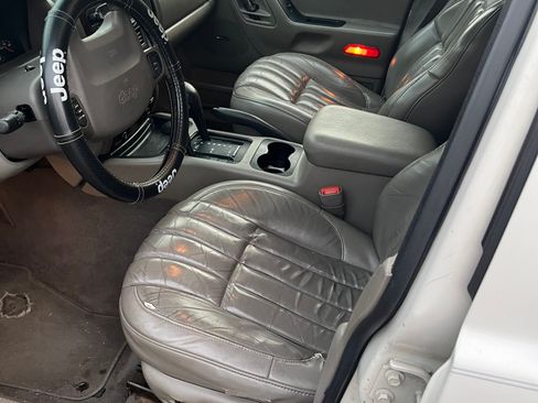 Used 2000 Jeep Grand Cherokee Limited image 8