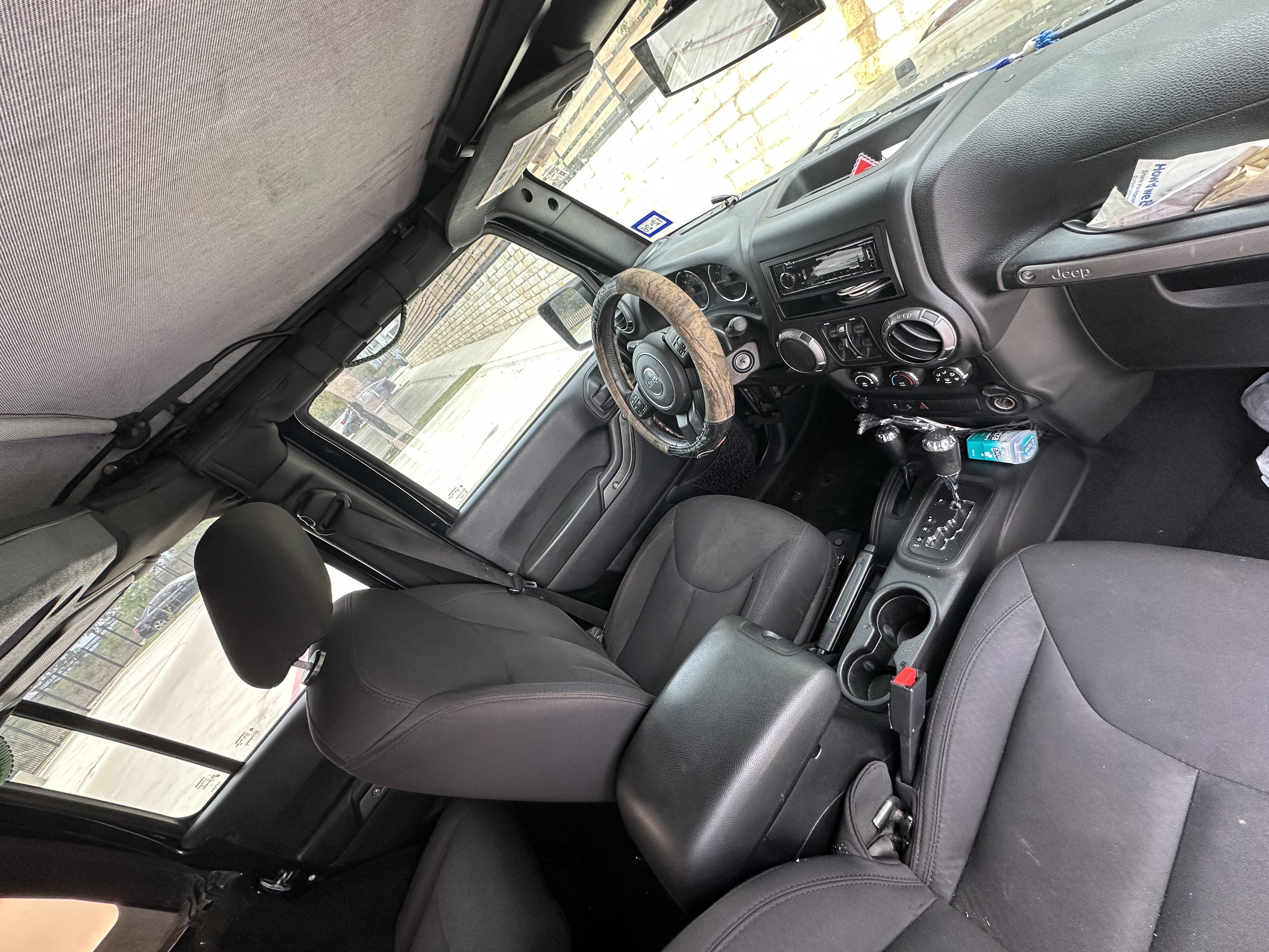 Used 2015 Jeep Wrangler Unlimited Sport w/ Quick Order Package 24S AWD/4WD image 12