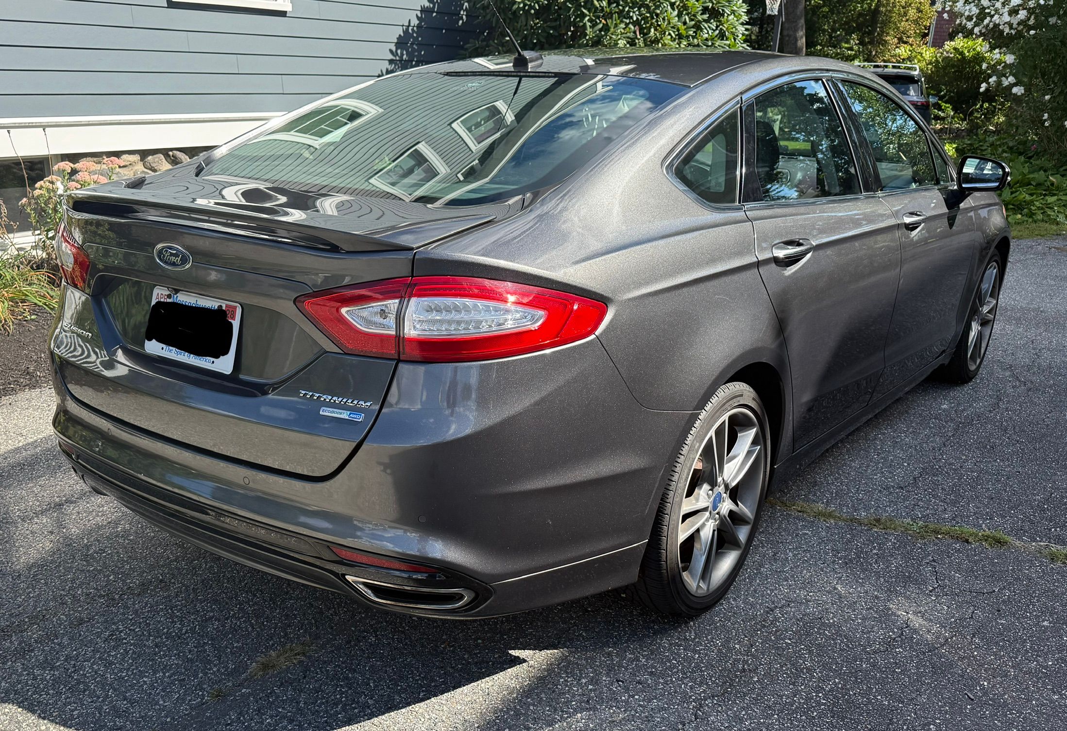 Used 2016 Ford Fusion Titanium AWD/4WD image 11