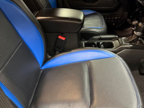 Used 2020 Jeep Gladiator Sport w/ Quick Order Package 24S image 13