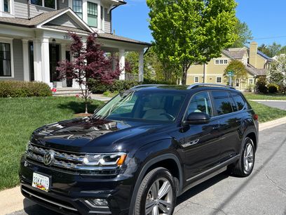 Used 2018 Volkswagen Atlas SEL w/ R-Line Package