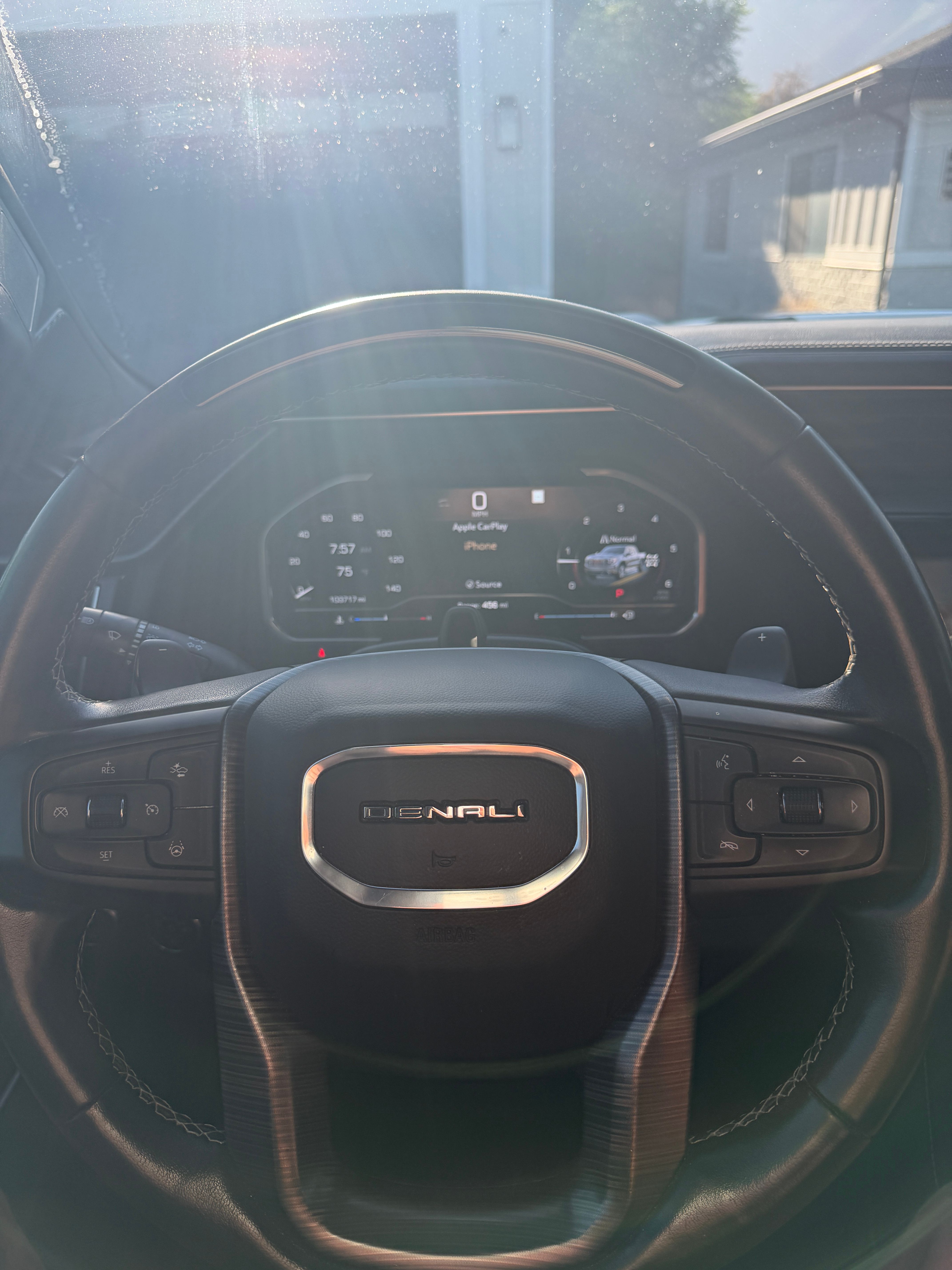 Used 2022 GMC Sierra 1500 Denali Ultimate AWD/4WD image 12