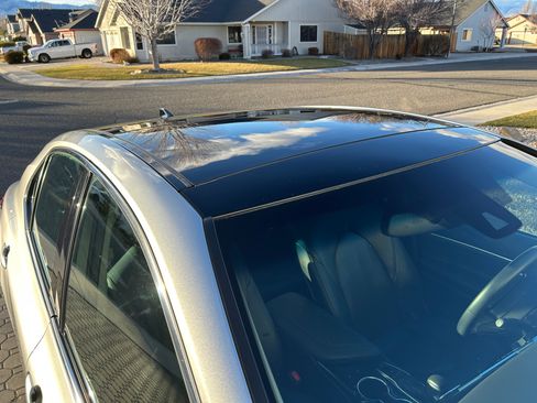 Used 2018 Toyota Camry XSE w/ Driver Assist Package image 6