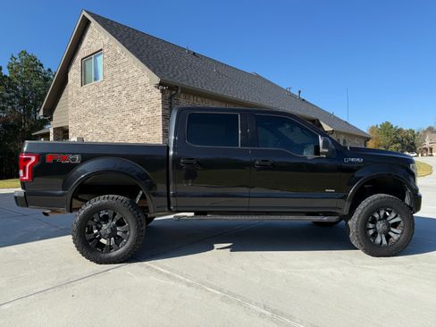 Used 2015 Ford F150 XLT w/ Equipment Group 302A Luxury image 6