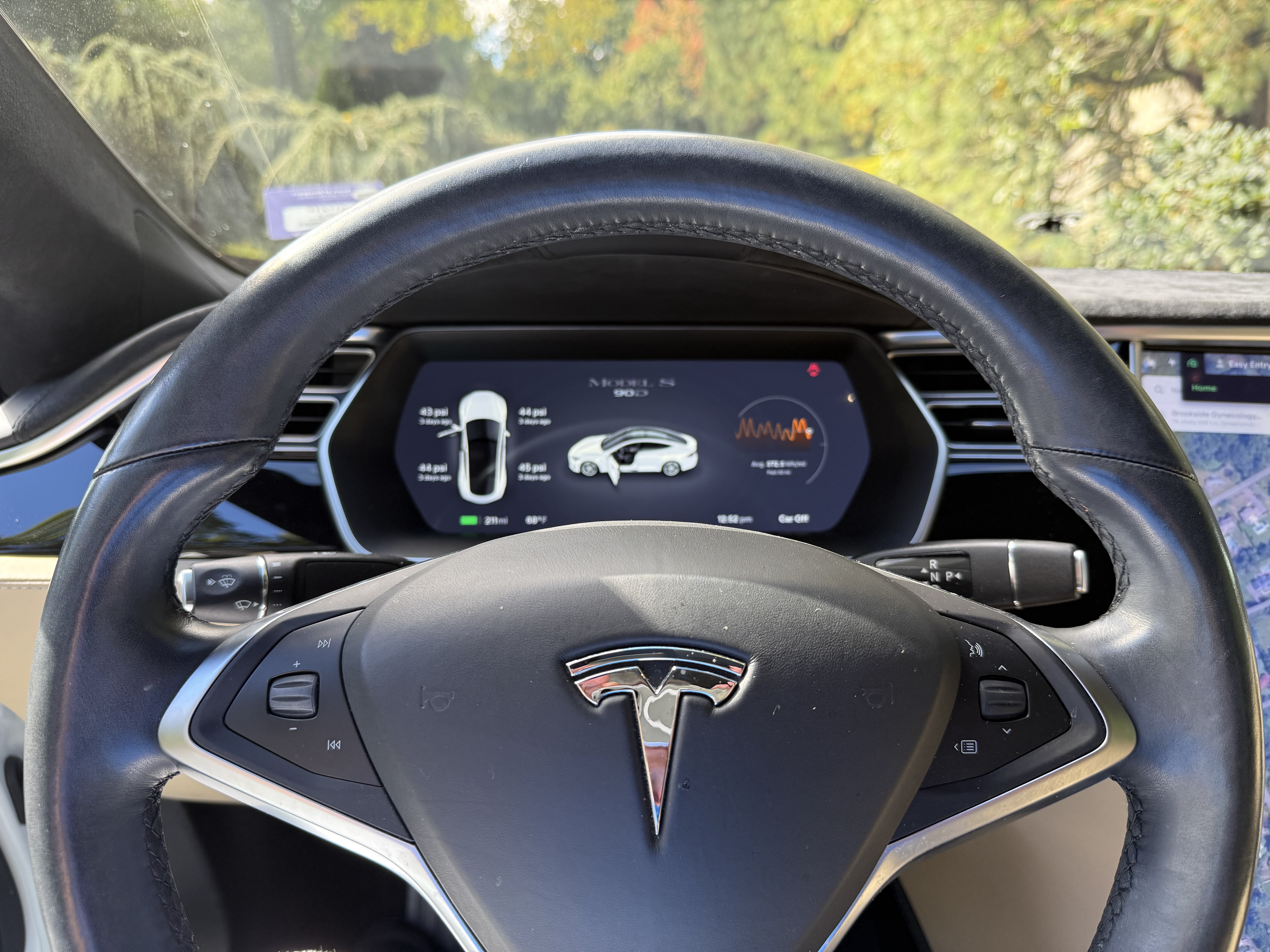 Used 2015 Tesla Model S 90D AWD/4WD image 9