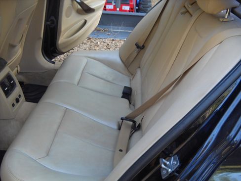 Used 2013 BMW 328i xDrive Sedan AWD/4WD image 13
