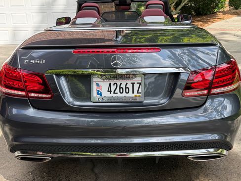 Used 2015 Mercedes-Benz E 550 Cabriolet image 8