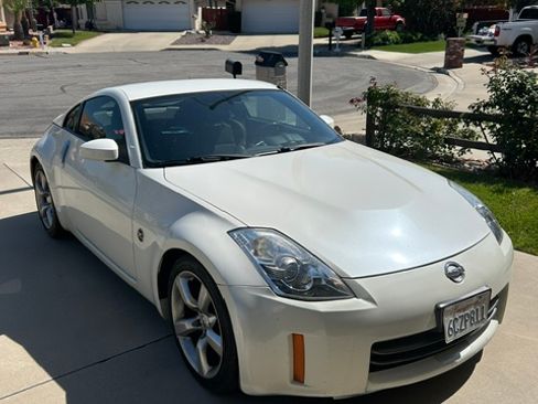 Used 2008 Nissan 350Z Enthusiast w/ Aerodynamics Pkg RWD image 6