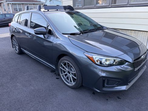 Used 2019 Subaru Impreza 2.0i Sport AWD/4WD image 2