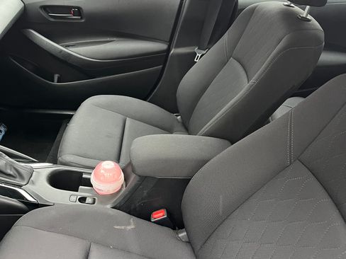 Used 2023 Toyota Corolla LE image 6