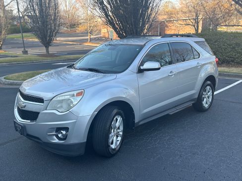 Used 2012 Chevrolet Equinox LT image 2
