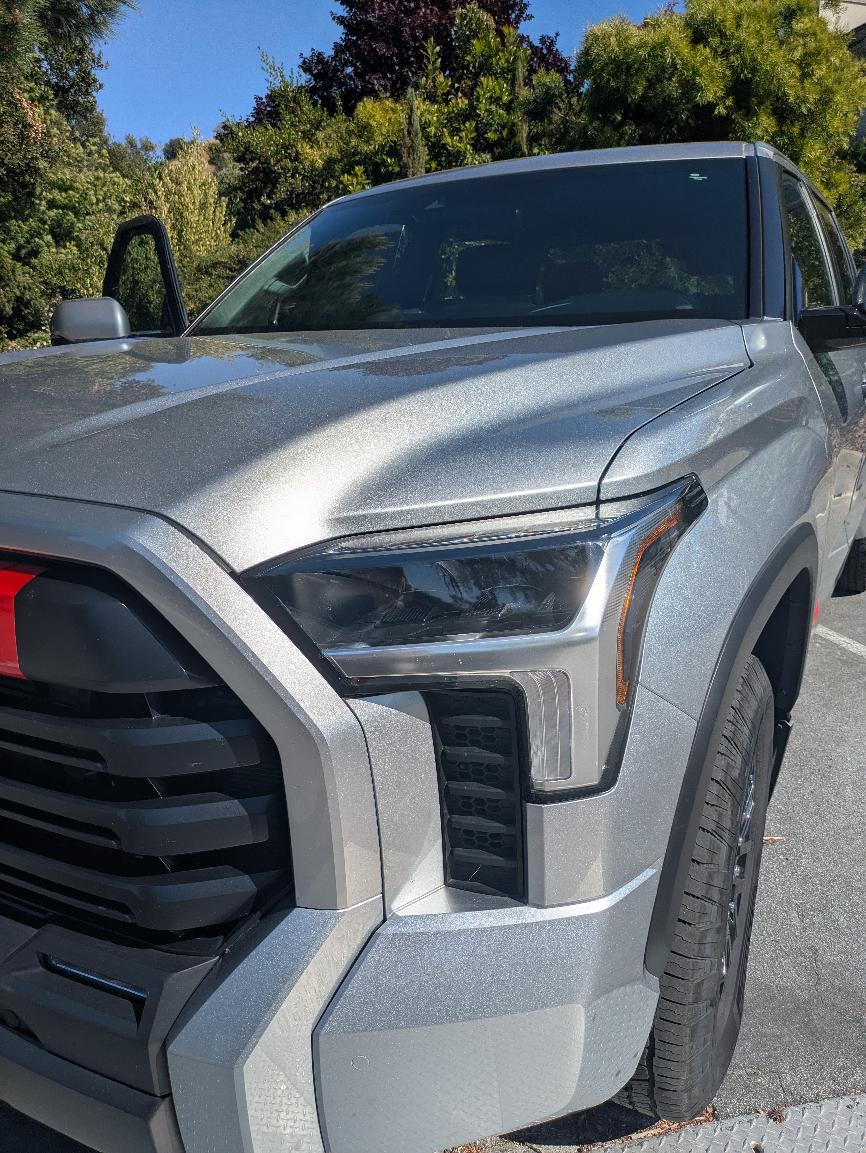 Used 2025 Toyota Tundra SR5 AWD/4WD image 13