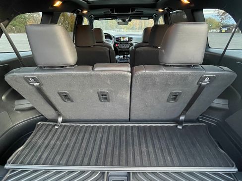 Used 2022 Honda Pilot Black Edition image 29