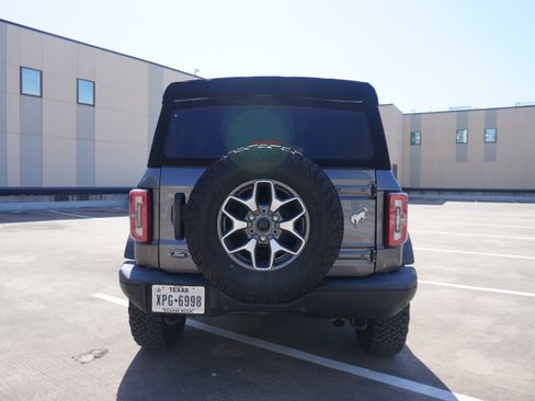 Used 2022 Ford Bronco Badlands AWD/4WD image 6