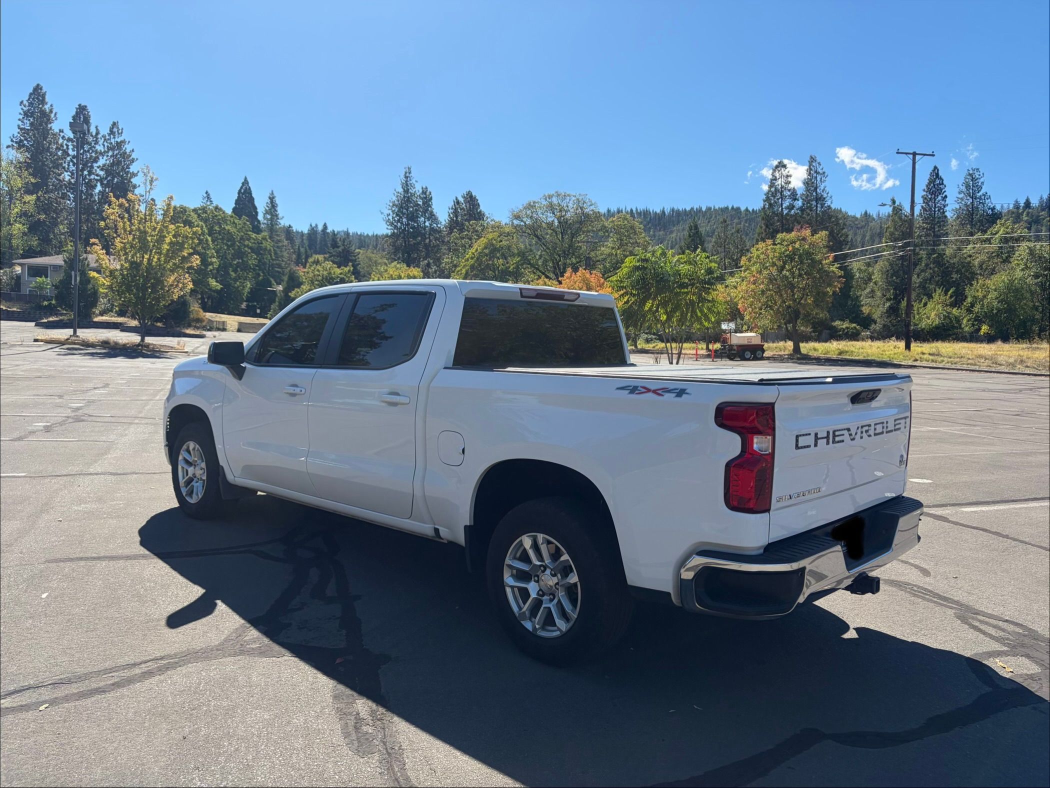 Used 2023 Chevrolet Silverado 1500 LT w/ Protection Package AWD/4WD image 10
