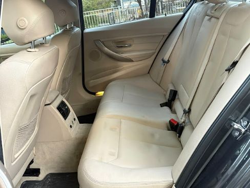 Used 2012 BMW 328i Sedan RWD image 17