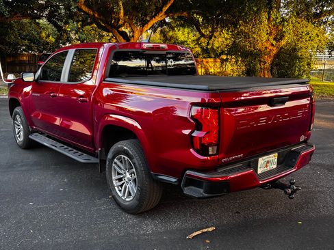 Used 2023 Chevrolet Colorado LT w/ LT Convenience Package image 10