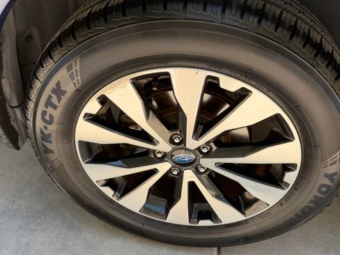 Used 2016 Subaru Outback 2.5i Limited AWD/4WD image 5