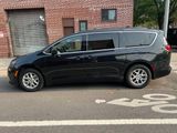 Used 2021 Chrysler Voyager Lxi image 2