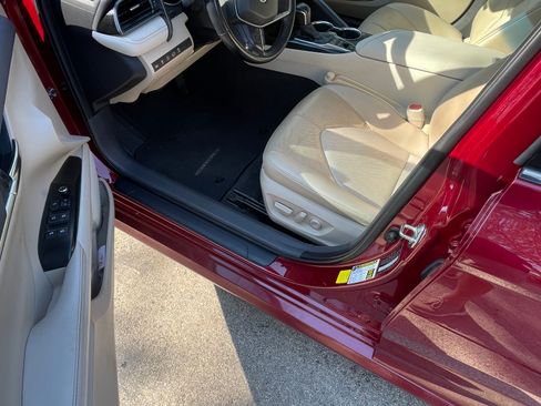 Used 2020 Toyota Camry XLE w/ Driver Assist Package image 8