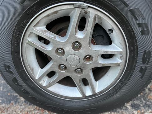 Used 2004 Jeep Grand Cherokee Laredo w/ Convenience Group image 10