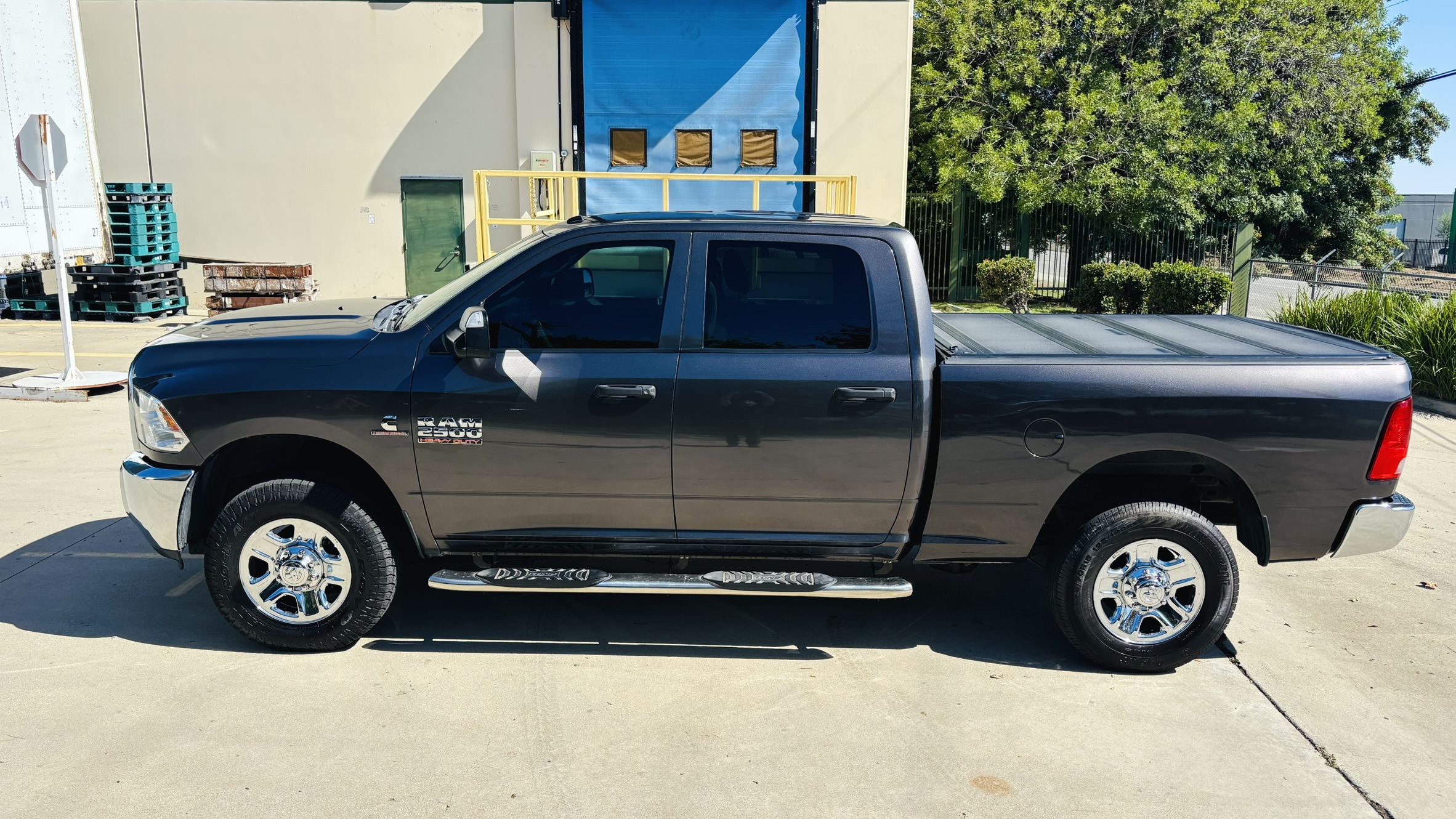Used 2016 RAM 2500 Tradesman w/ Chrome Appearance Group AWD/4WD image 10