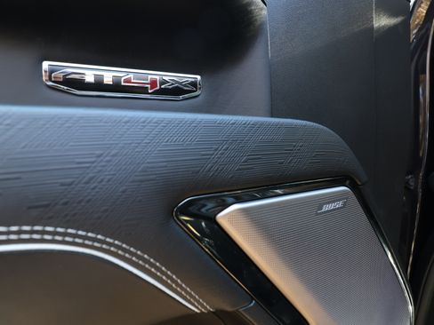 Used 2022 GMC Sierra 1500 AT4X image 19