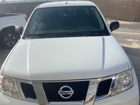 Used 2017 Nissan Frontier SV RWD image 5