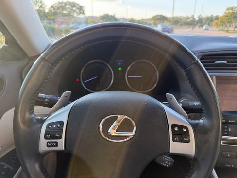 Used 2013 Lexus IS 250 AWD w/ Luxury Plus Pkg Value Edition image 14