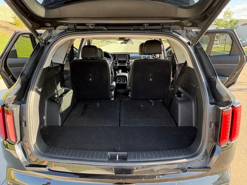 Used 2021 Kia Sorento EX AWD/4WD image 12