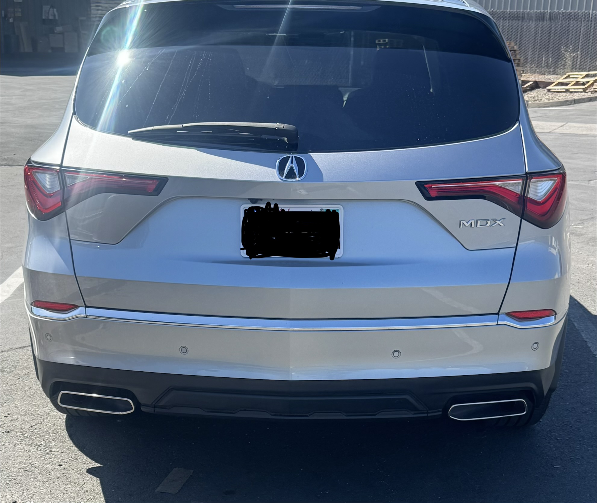Used 2023 Acura MDX w/ Technology Package FWD image 5