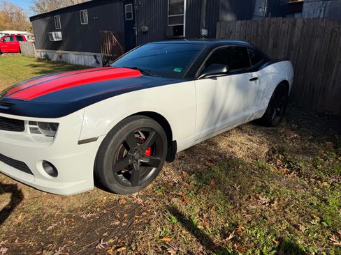 Used 2010 Chevrolet Camaro LT w/ RS Package image 1