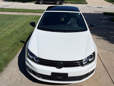 Used 2014 Volkswagen Eos FWD image 4
